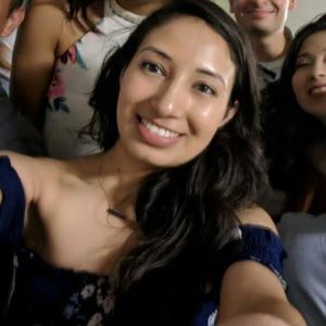 Meet your Posher, Andrea